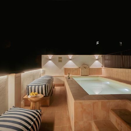 Отель Lirium Casa Patio Севилья Экстерьер фото